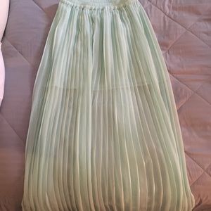 Victoria's Secret Mint Pleated Maxi Skirt Size 4